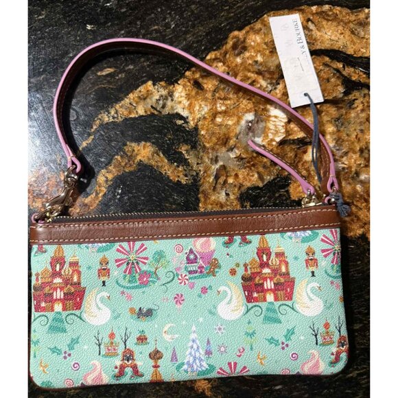 Disney Dooney & Bourke Wristlet "The Nutcracker and the Four Realms" Collection - Picture 2 of 8